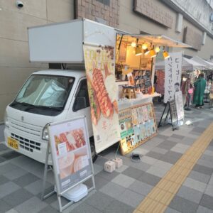 『Soar up 東大阪』 12月14日【東大阪市熱血取材】俊徳道駅前交通広場クリスマスマーケット