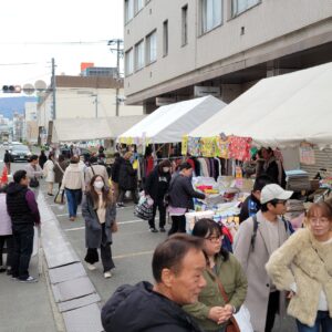 『Soar up 東大阪 』 12月8日【東大阪市熱血取材】メルカート卸団地大売出し