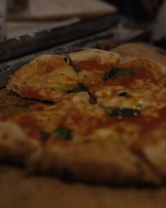 MOO-MOO PIZZAが夜ハレ限定で始まることになりました👏