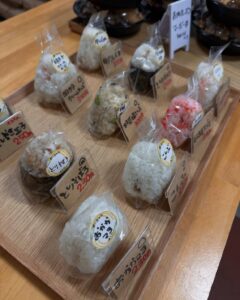 お弁当🍱おむすび できあがりました😳❤︎