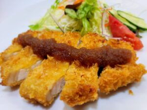 新メニュー！！　高知県産四万十ポーク「おろしとんかつ」