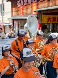 石切中学校吹奏楽部　石切参道商店街パレード