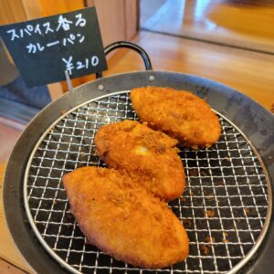 石切の皆さんに愛され20年、自家製酵母のパン屋さんパンドウィッチ