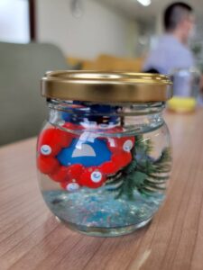 スノードーム作り体験 in ハンズ東大阪