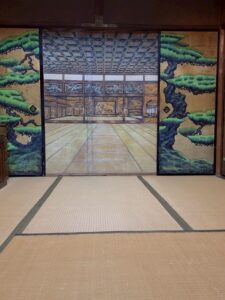 東大阪の珍スポット「小阪城」を突撃取材！