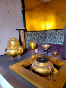 東大阪の珍スポット「小阪城」を突撃取材！