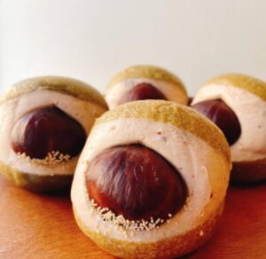 今年もボヌールの栗サンド、栗マリトッツォ やってきたあー笑笑