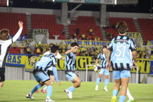 明治安田J3リーグ第33節 FC大阪 vs 栃木SC
