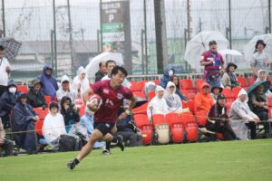 花園近鉄ライナーズ、攻守に圧倒しホーム初勝利！