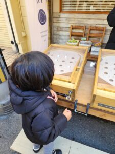 かわち花園100円笑店街