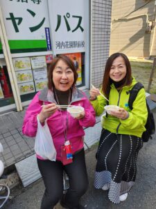 かわち花園100円笑店街