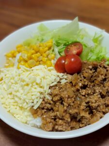 【石切こども食堂】11月15日は“タコライスの日”！