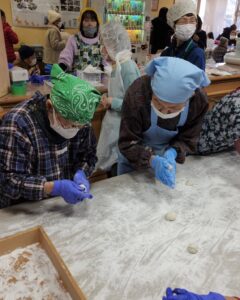 アーバンケア稲田「もちつき大会」開催