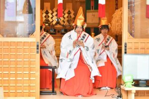 スマホで簡単に確定申告 福娘らが「e-Tax」をPRw