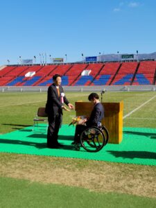 令和八年東大阪二十歳の記念式典が晴天の中開催されました。