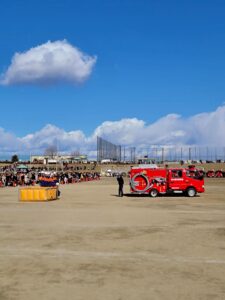 強風の中でも開催された「令和8年 東大阪市消防出初式」