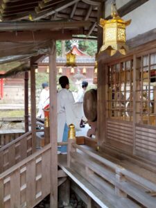 2026年2月3日、東大阪市の枚岡神社にて節分祭が開催されました。