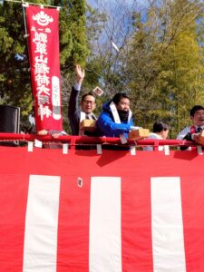 悪鬼邪鬼を祓い春を迎える 　 瓢箪山稲荷神社 節分祭・福豆まき