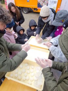 雪の中でも笑顔あふれる一日　2/8（日）開催「ご縁つながる花むすび市」