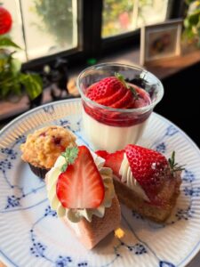 いちごプレートご用意しております