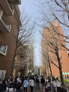 3月29日、近畿大学のオープンキャンパスに行ってきました。
