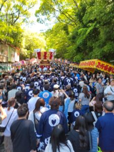 枚岡神社　小太鼓祭り