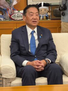 近鉄花園ライナーズ 東大阪市長表敬訪問