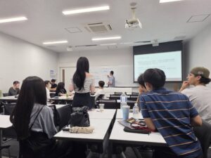 近畿大学 高橋准教授 「国際社会で生きるには？～国際コースの学びを生かすキャリアプラン～」