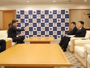 FC大阪 東大阪市長表敬訪問